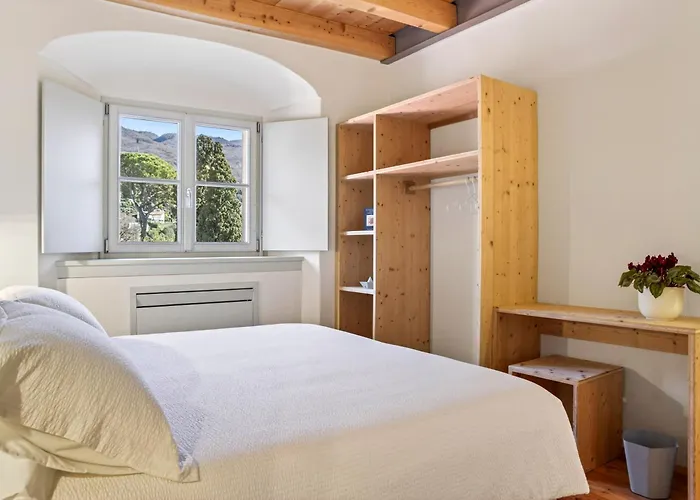 Foresteria Monastero Bed & Breakfast Mandello del Lario